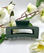 Load image into Gallery viewer, Classic Hair Claws