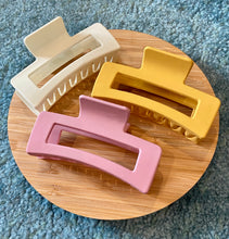 Load image into Gallery viewer, Classic Hair Claws