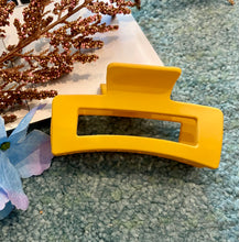 Load image into Gallery viewer, Classic Hair Claws