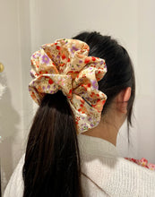 Load image into Gallery viewer, Cherry Blossom
