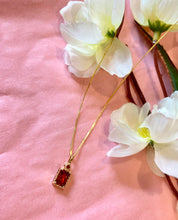 Load image into Gallery viewer, Yukina Necklace
