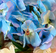 Load image into Gallery viewer, Yukina Necklace
