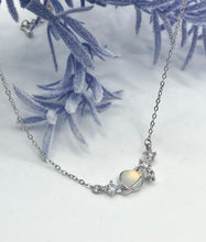 Load image into Gallery viewer, Zeus Necklace
