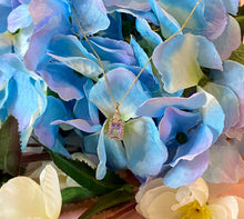 Load image into Gallery viewer, Nara Necklace
